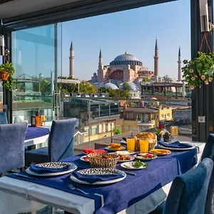 aristocrat.istanbul-turkeyhotels.com/