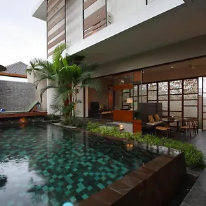 tegal-sari.ubudhotelsnow.com/